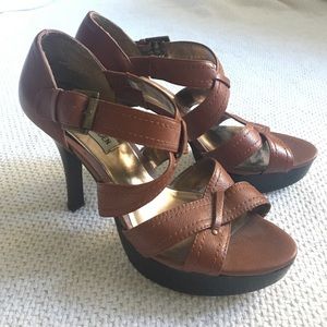 Steve Madden Strappy Platform Sandal