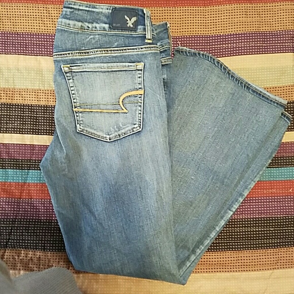 A. E. Super comfy jeans size 14... 30" Inseam