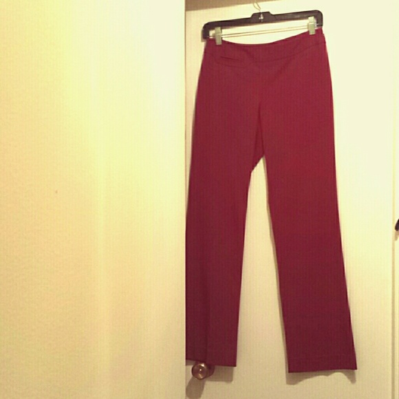 Red dress pants - Picture 3 of 7