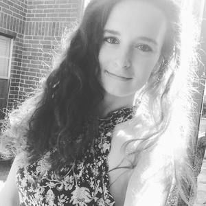 Meet your Posher, Hilary