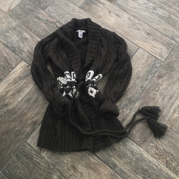 Sweater - Picture 1 of 1