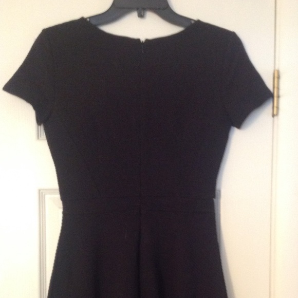 Ann Taylor ribbed split neck flare dress - Picture 3 of 4