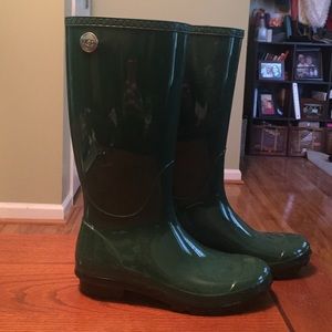 Hunter Green Ugg Rain Boots- Brand New in Box!