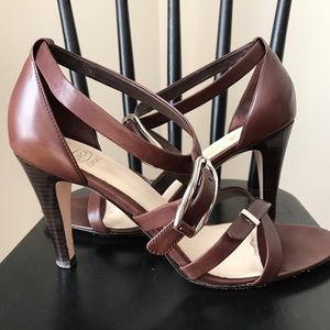 Joan&David brown strappy pumps