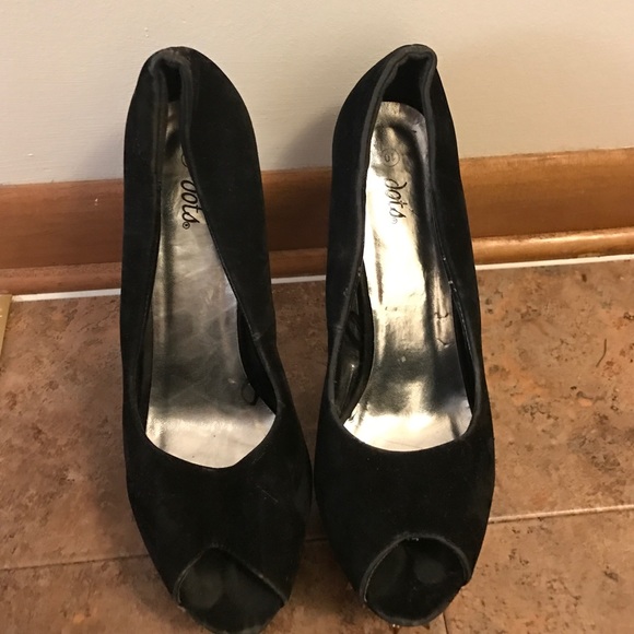 Wide-Width Black Suede Peep-Toe Spiked Heels - Picture 4 of 4