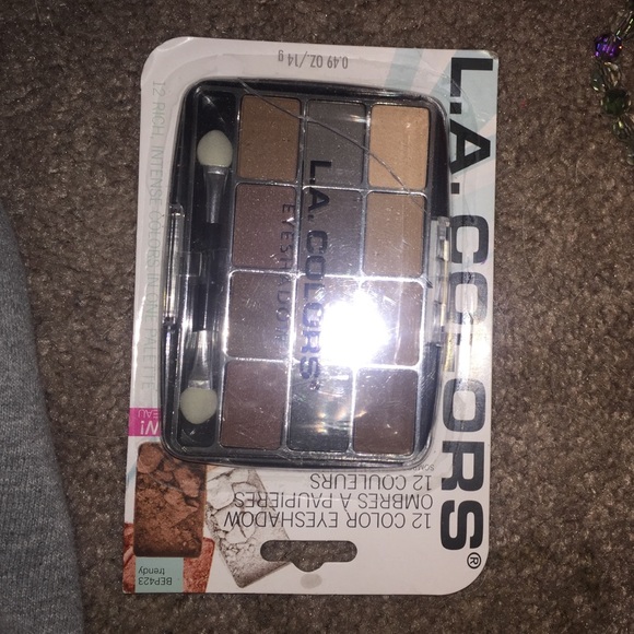eyeshadow from LA colors
