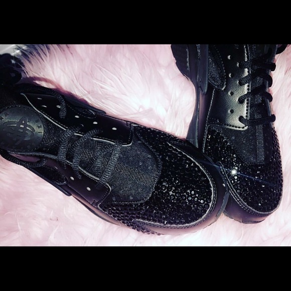 Crystal Swarovski Women's Sz 7 Nike Huarache Sneak