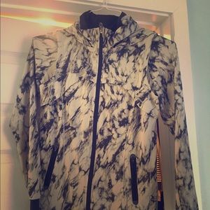 Lululemon camo jacket size 2
