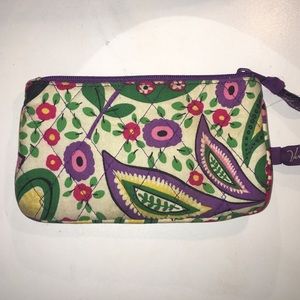 GOOD CONDITION VERA BRADLEY WALLET
