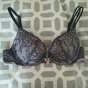 Victorias Secret Very Sexy Pushup Bra