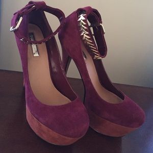 H by Halston Color Block Elsie Pumps