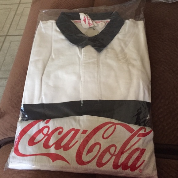 Brand New Men's Coca-Cola Polo Shirt- XL