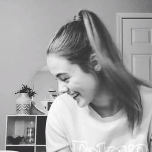 Meet your Posher, Maegan