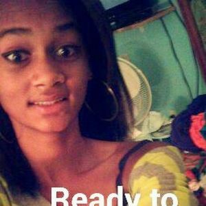 Meet your Posher, Teona