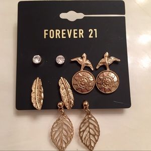 Assorted earring bundle