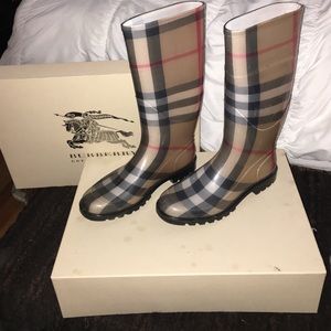 Burberry Housecheck Rainboot