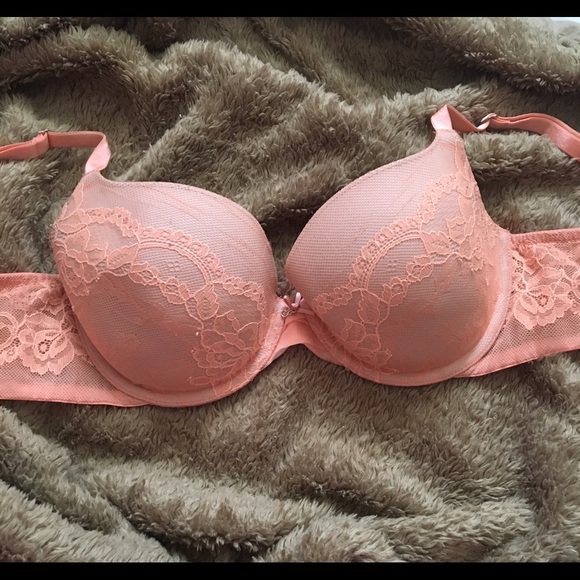 Victoria's Secret Demi bra 32DD