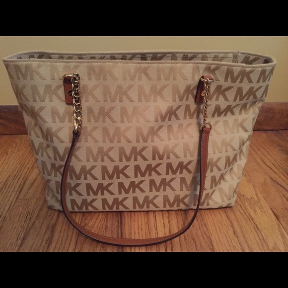 Michael Kors bag