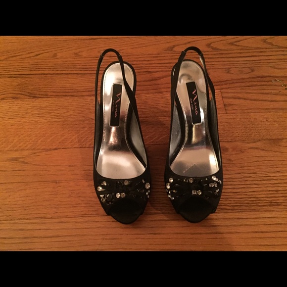 Nina satin heels