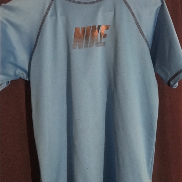 Boys Nike dry fit