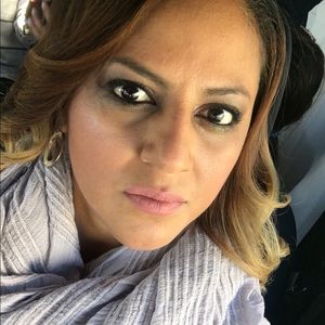 Meet your Posher, Aminta