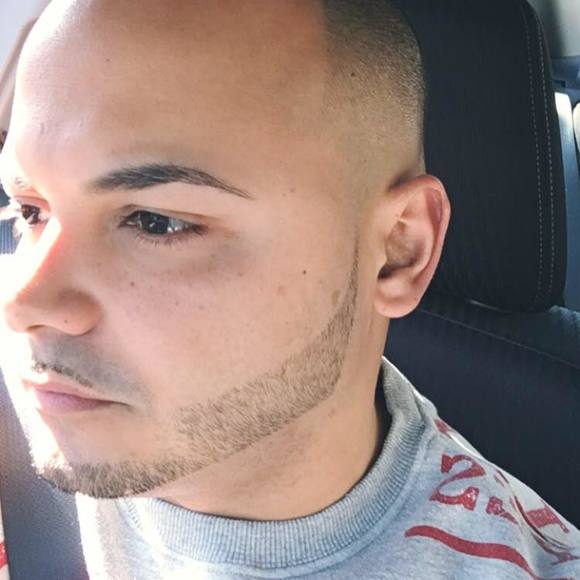 Meet your Posher, Carlitos