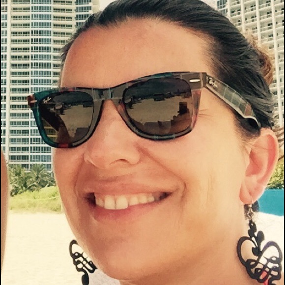 Meet your Posher, Sabrina - Picture 1 of 1