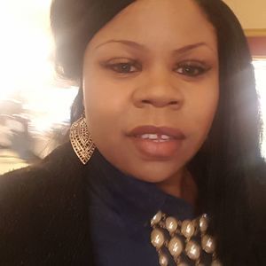 Meet your Posher, Sharice