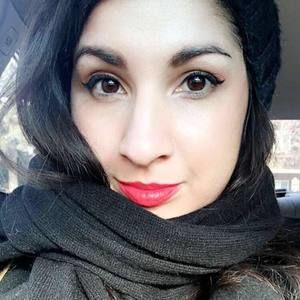 Meet your Posher, Dominique