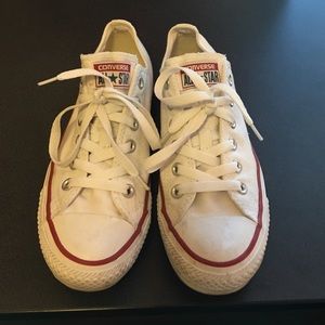 White low top converse!