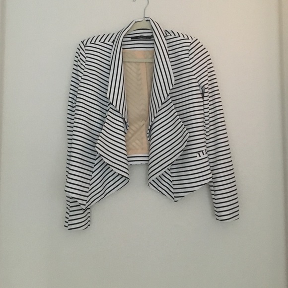 Black and White jacket Wms Sm