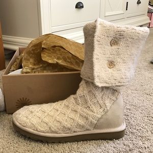 NEW lattice cardy UGG boots