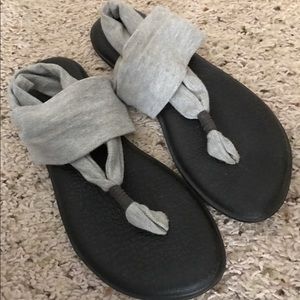 Sanuk sandals