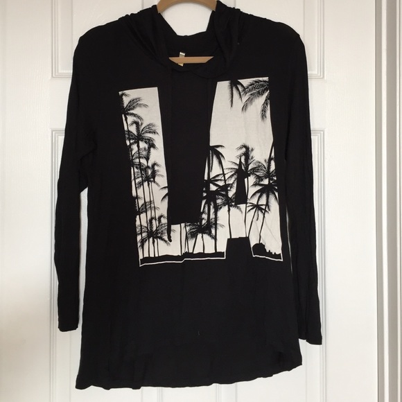 Hooded "LA" Pullover