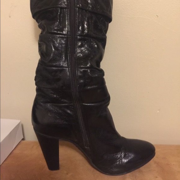 Boots - Picture 2 of 4