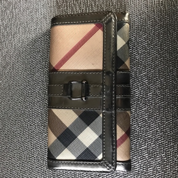 Burberry metallic wallet