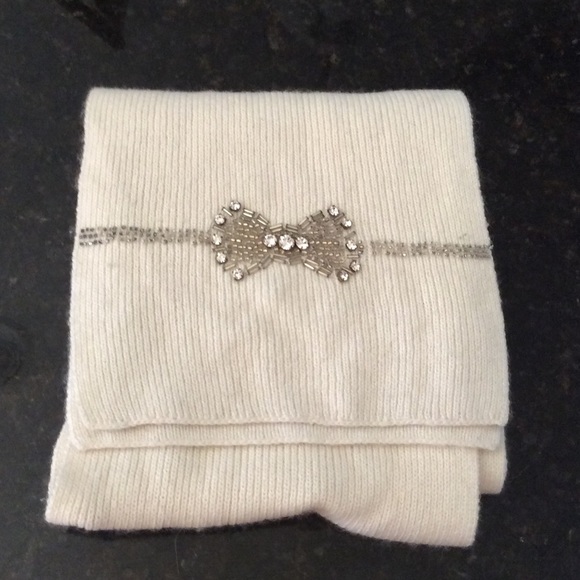 Winter White color scarf