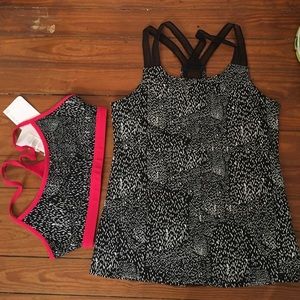 Fabletics outfit (or sports bra, top & crops)