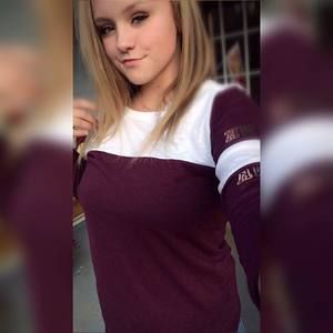 Meet your Posher, Leah