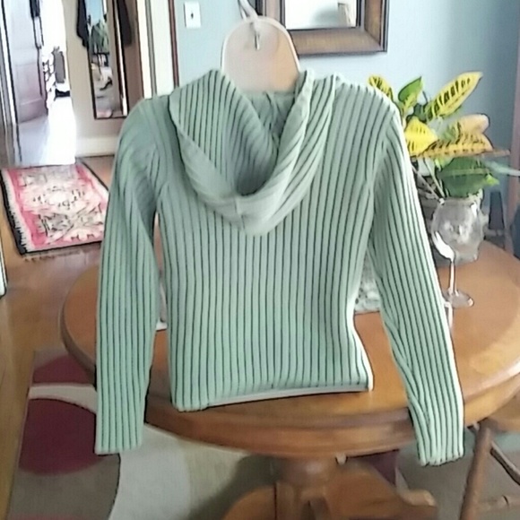 Sweater - Picture 2 of 2