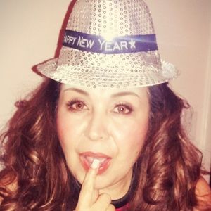 Meet your Posher, Elizabeth