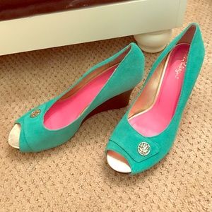 Lilly Pulitzer green/teal wedges