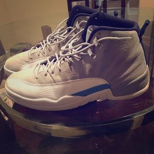 Jordan 12's