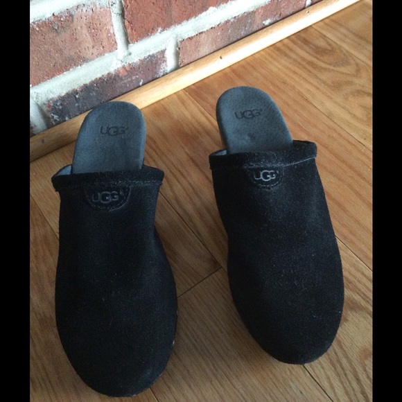 Ugg suede clogs