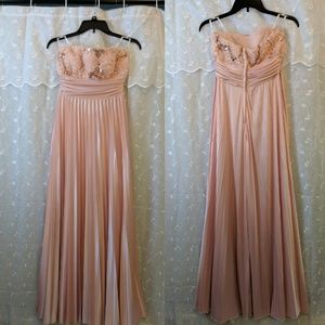 Strapless dress