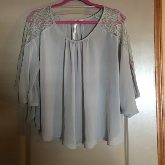 Lauren Conrad blouse