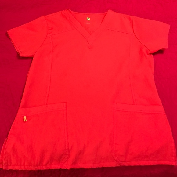 Scrub top