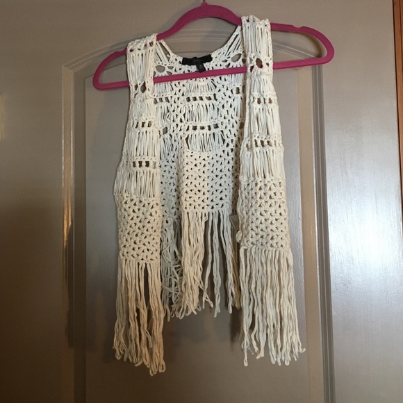 Jessica Simpson vest