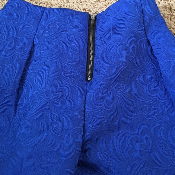 Patterned shorts - Picture 2 of 2