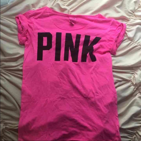 Pink tee shirt